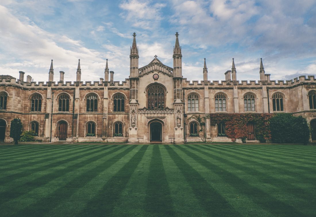 Book Review: ‘An Oxbridge Education’ (London, Penguin, 2020)
