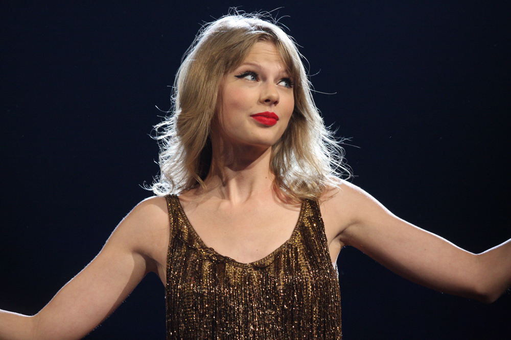 BREAKING: Fans admit happiness was a mistake after hearing Swift’s new album